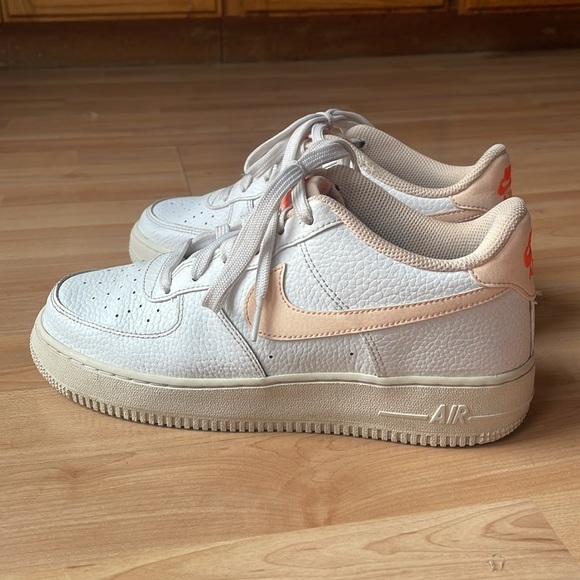 Nike Air Force 1 limited edition peach 2022 - Picture 9 of 9